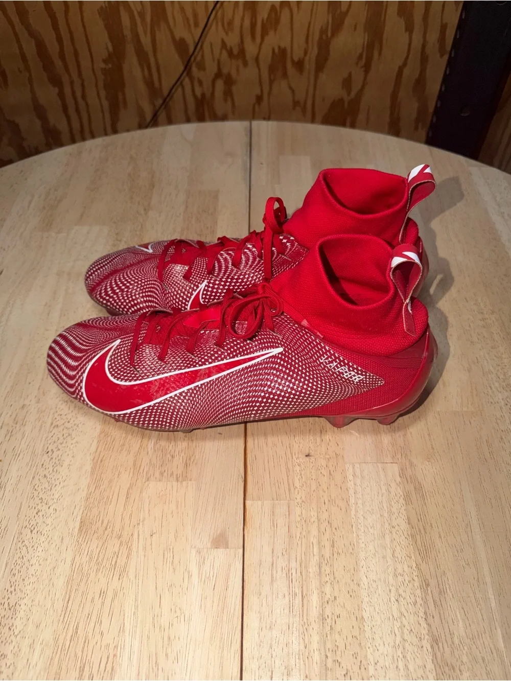 Nike Vapor Untouchable Pro 3 Size 13 Football Cleats University Red 917165-600